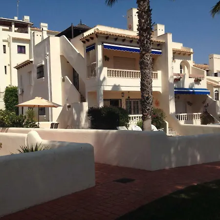 Casa Lovia * Dehesa de Campoamor (Orihuela Costa)