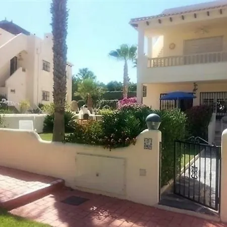 Casa Lovia * Dehesa de Campoamor (Orihuela Costa)